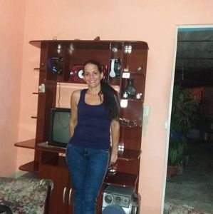 Meet your Posher, Alida